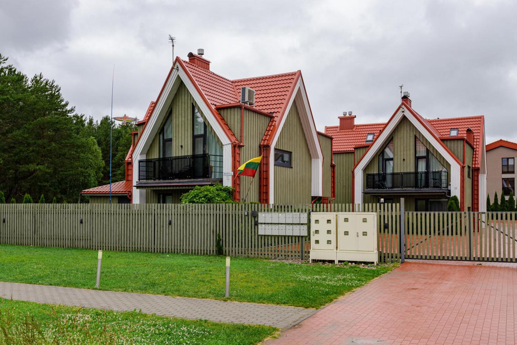 Zalia Kopa Apartamentai Salia Juros Palanga Buitenkant foto